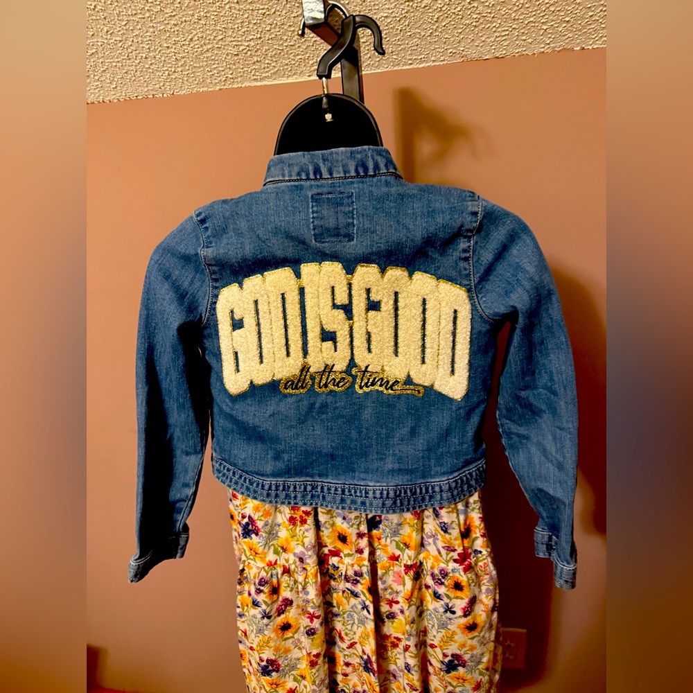 Girls size Medium custom Chenille Patch God is Good, All the time